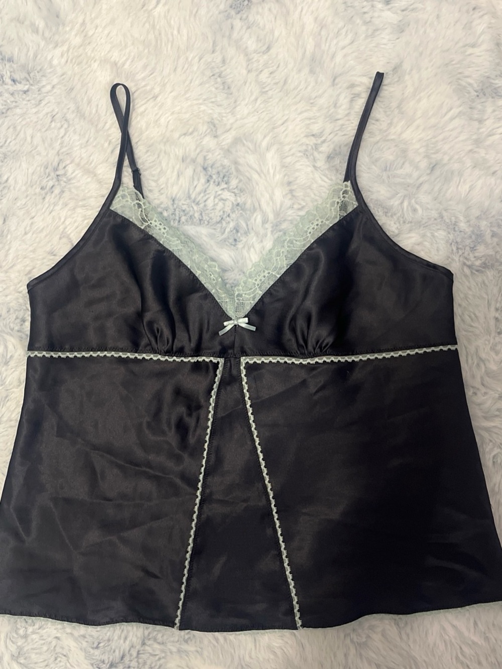 Vintage Y2K Victoria’s Secret camisole
